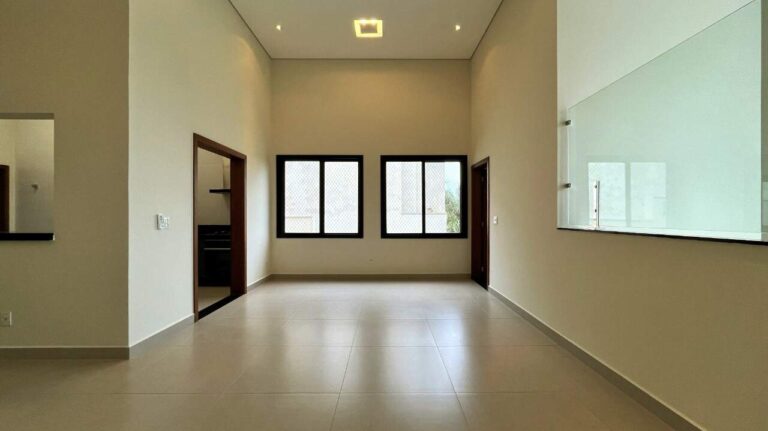 Casa em Condomínio à venda no Residencial e Empresarial Alphaville: living