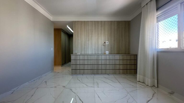 Apartamento à venda no Bosque das Juritis: