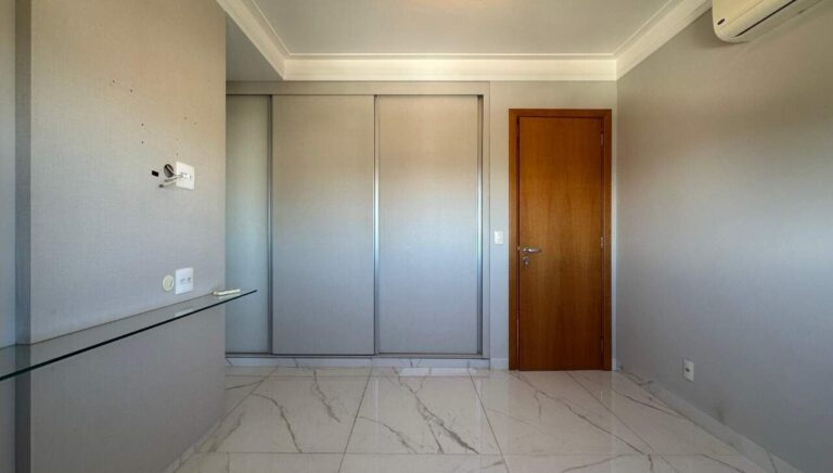 Apartamento à venda no Bosque das Juritis: