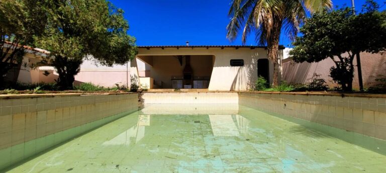 Casa à venda no Ribeirânia: Piscina
