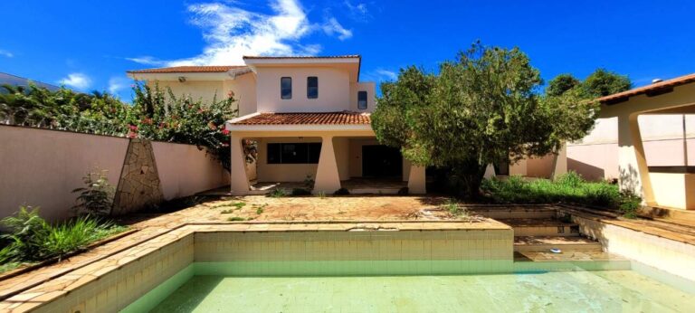 Casa à venda no Ribeirânia: Piscina
