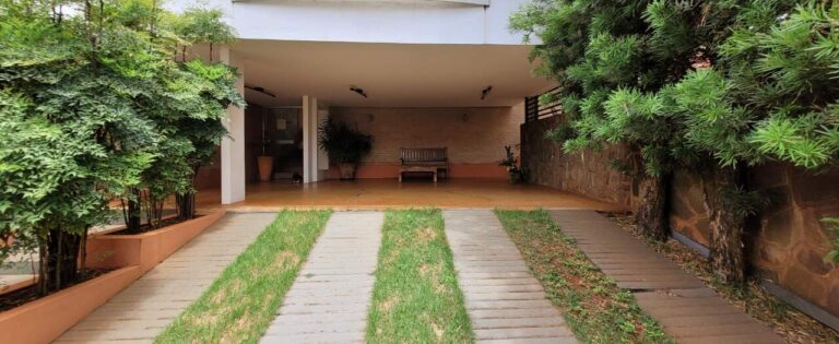 Prédio Comercial para aluguel no Alto da Boa Vista: garagem