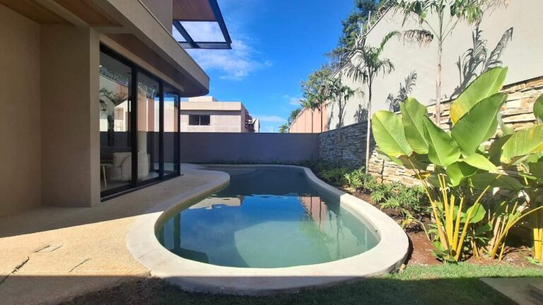Casa em Condomínio à venda no Jardim Olhos D´Água I: