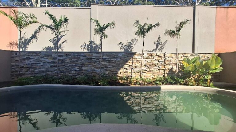 Casa em Condomínio à venda no Jardim Olhos D´Água I: