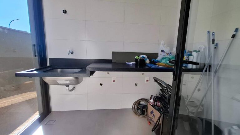 Casa em Condomínio à venda no Jardim Olhos D´Água I:
