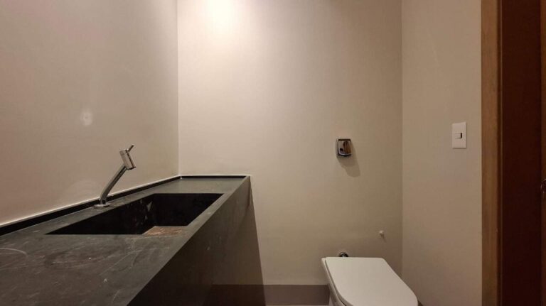 Casa em Condomínio à venda no Jardim Olhos D´Água I: