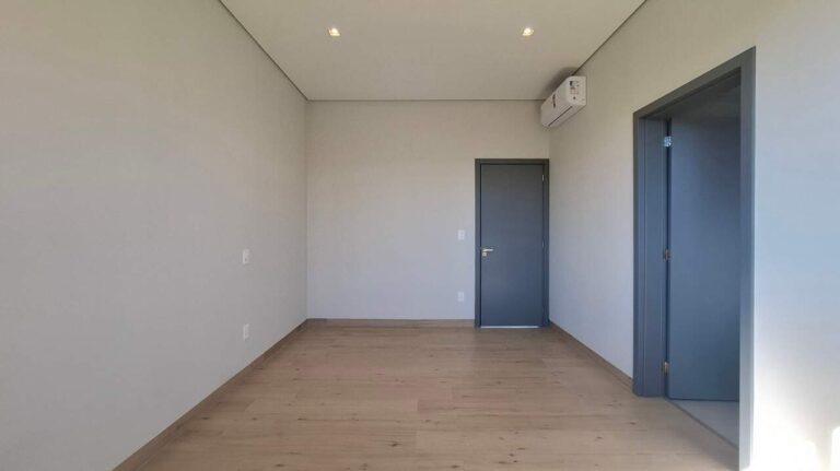 Casa em Condomínio à venda no Jardim Olhos D´Água I: