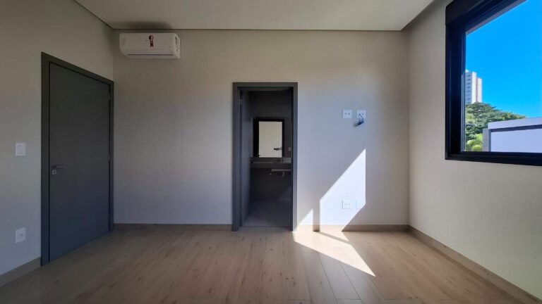 Casa em Condomínio à venda no Jardim Olhos D´Água I: