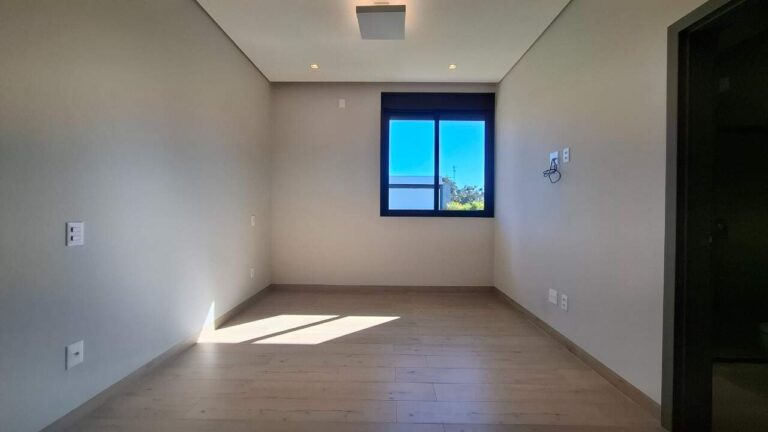 Casa em Condomínio à venda no Jardim Olhos D´Água I:
