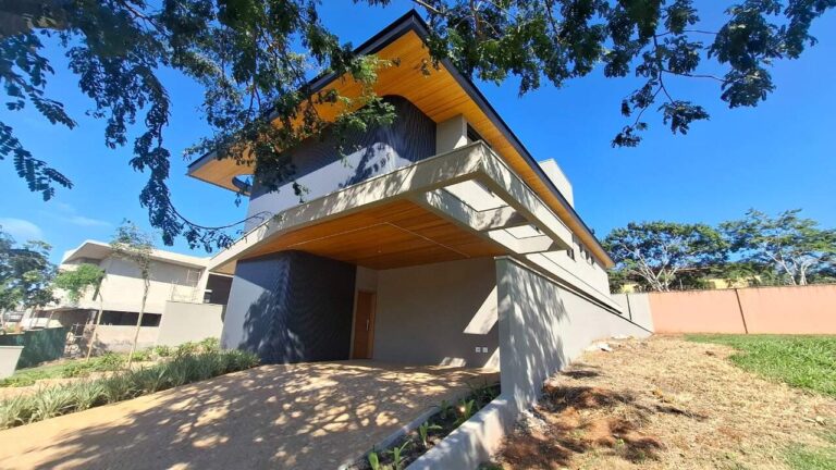 Casa em Condomínio à venda no Jardim Olhos D´Água I: