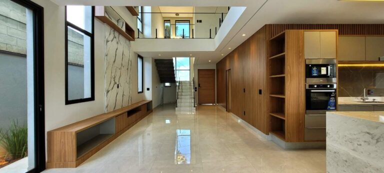 Casa em Condomínio à venda no Vila do Golfe: Living