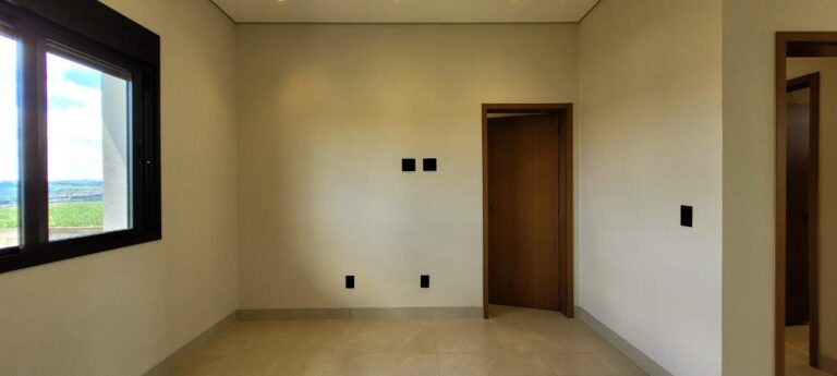 Casa em Condomínio à venda no Vila do Golfe: Sala ntima