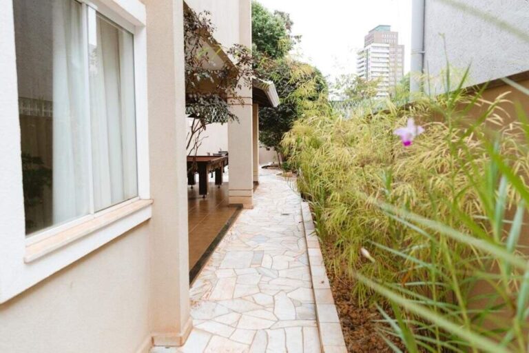 Casa em Condomínio à venda no Jardim Botânico: