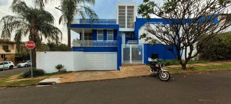 Casa para aluguel no Alto da Boa Vista: fachada