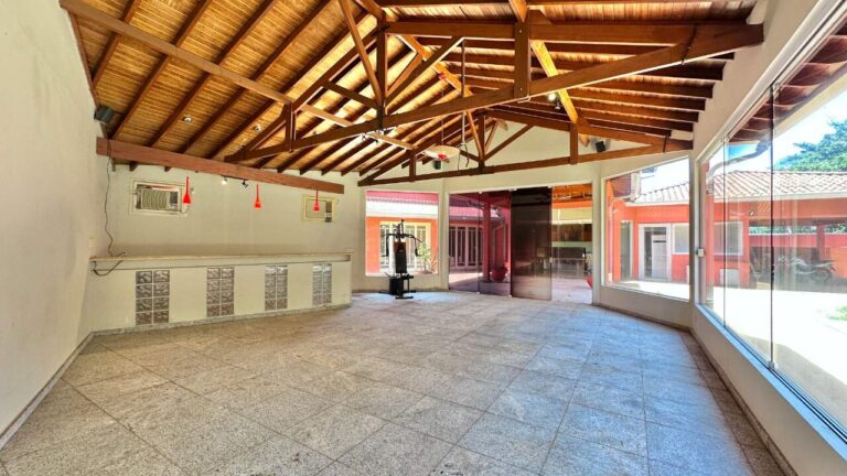 Casa para aluguel no Jardim Canadá: