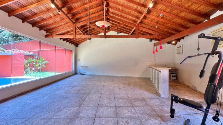Casa para aluguel no Jardim Canadá: