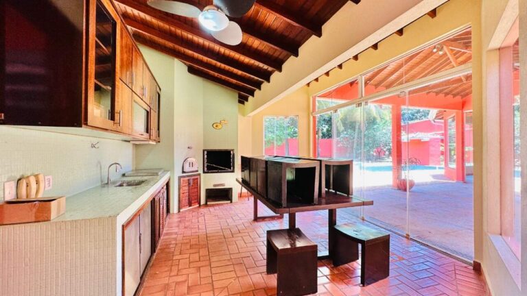 Casa para aluguel no Jardim Canadá: