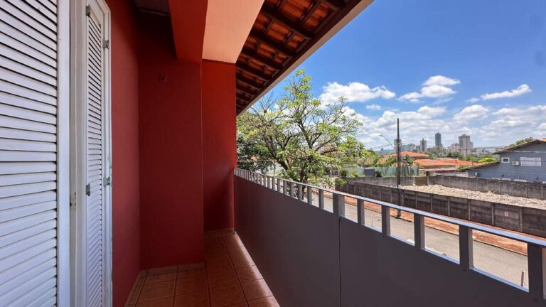 Casa para aluguel no Jardim Canadá: