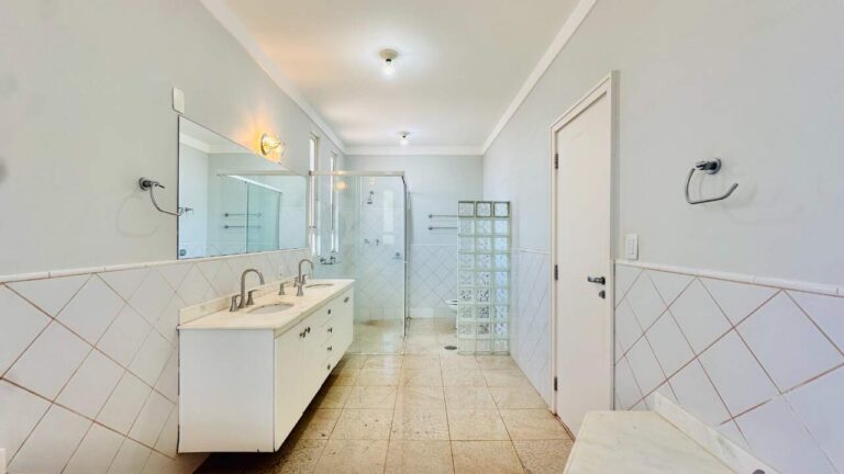 Casa para aluguel no Jardim Canadá:
