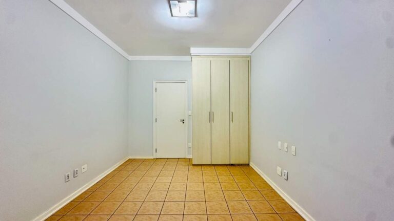 Casa para aluguel no Jardim Canadá: