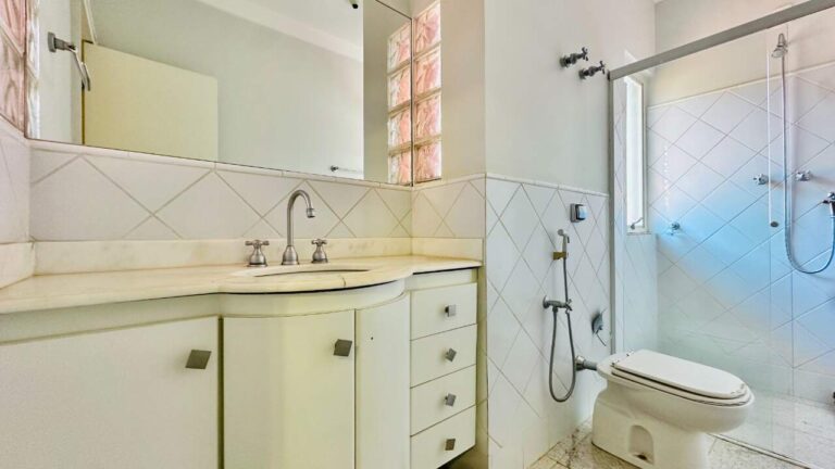 Casa para aluguel no Jardim Canadá: