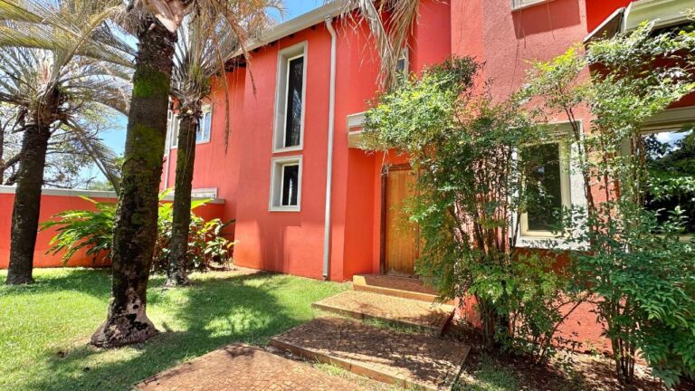 Casa para aluguel no Jardim Canadá: