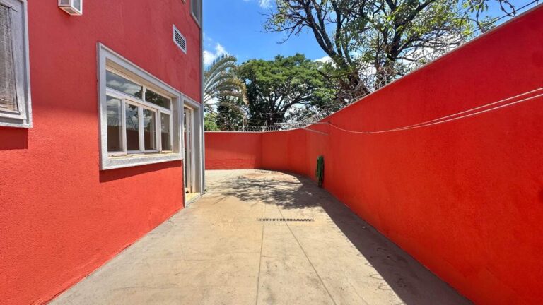 Casa para aluguel no Jardim Canadá: