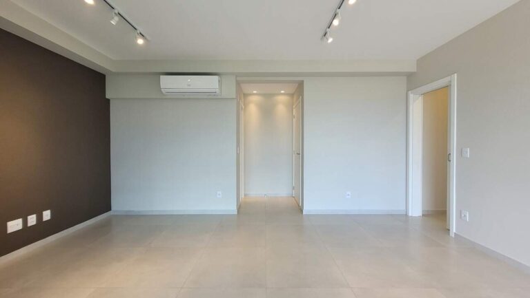 Apartamento para aluguel no Plazas de España:
