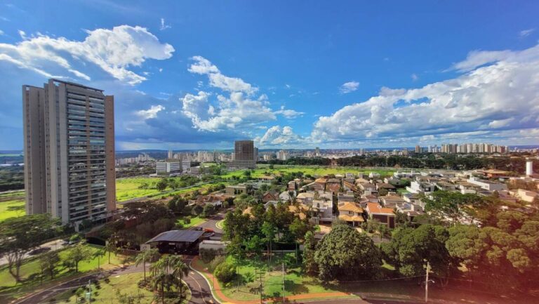 Apartamento para aluguel no Plazas de España: