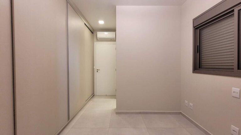 Apartamento para aluguel no Plazas de España: