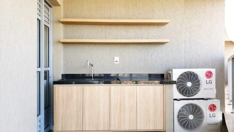 Apartamento para aluguel no Jardim Irajá: Sacada Gourmet