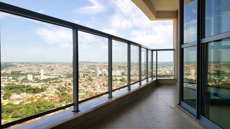 Apartamento para aluguel no Jardim Irajá: Sacada Gourmet