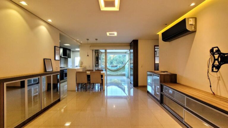 Apartamento à venda no Bosque das Juritis: