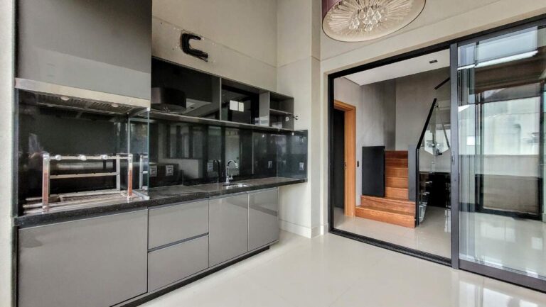 Apartamento Duplex à venda no Bosque das Juritis: