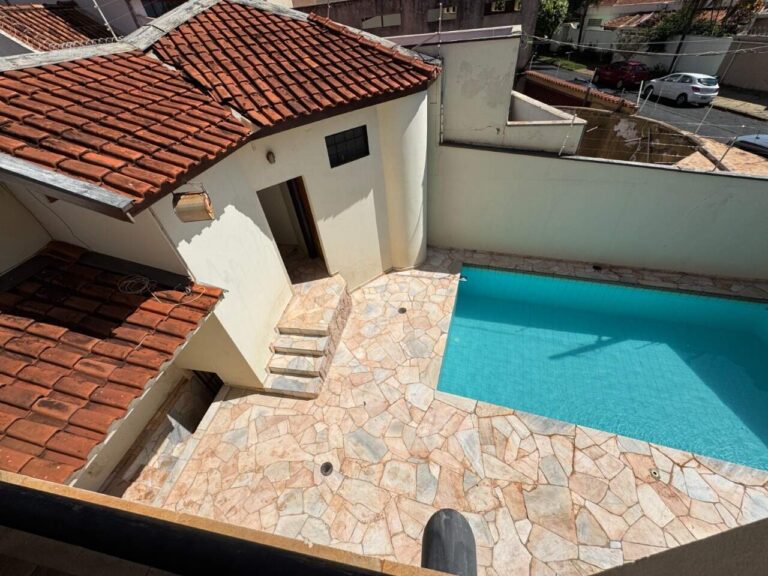 Casa Comercial para aluguel no Jardim São Luiz: