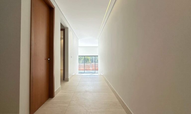 Casa em Condomínio à venda no Vila do Golfe: