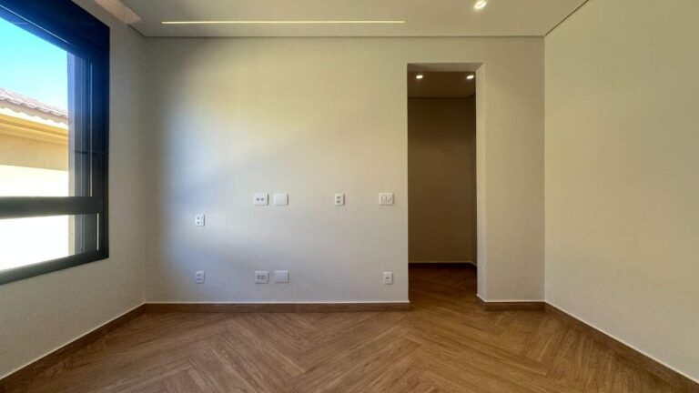 Casa em Condomínio à venda no Vila do Golfe: