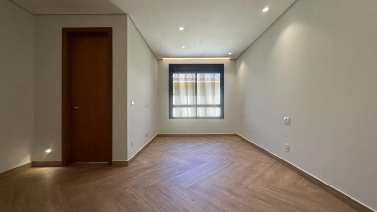 Casa em Condomínio à venda no Vila do Golfe: