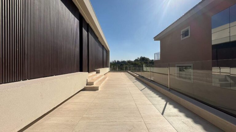 Casa em Condomínio à venda no Vila do Golfe: