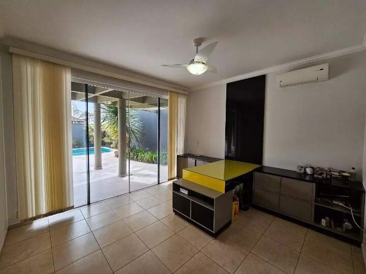 Casa em Condomínio para aluguel no Condomínio Santa Mônica I: