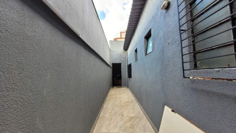 Casa para aluguel no Presidente Médici: