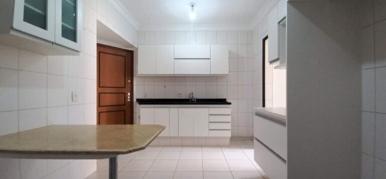 Apartamento à venda no Nova Aliança: banheiro social