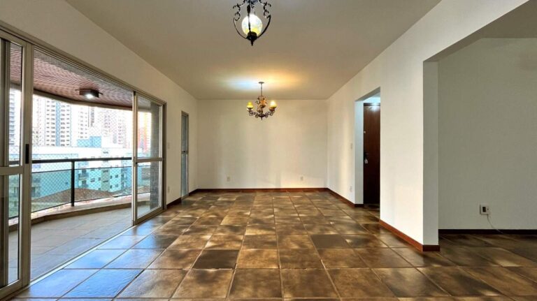Apartamento para aluguel no Centro: sala de TV