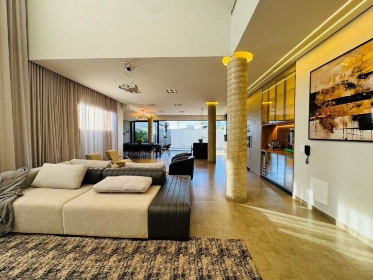 Casa em Condomínio à venda no Alto do Castelo: