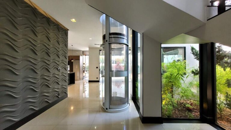 Casa em Condomínio à venda no Residencial e Empresarial Alphaville: