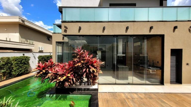 Casa em Condomínio à venda no Residencial e Empresarial Alphaville: