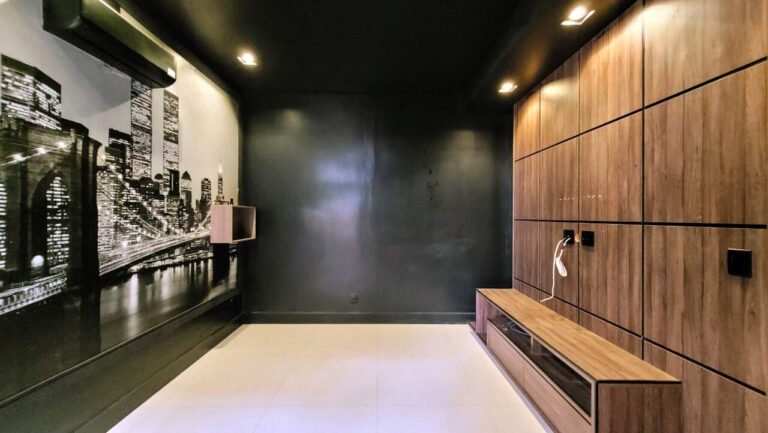 Casa em Condomínio à venda no Residencial e Empresarial Alphaville: