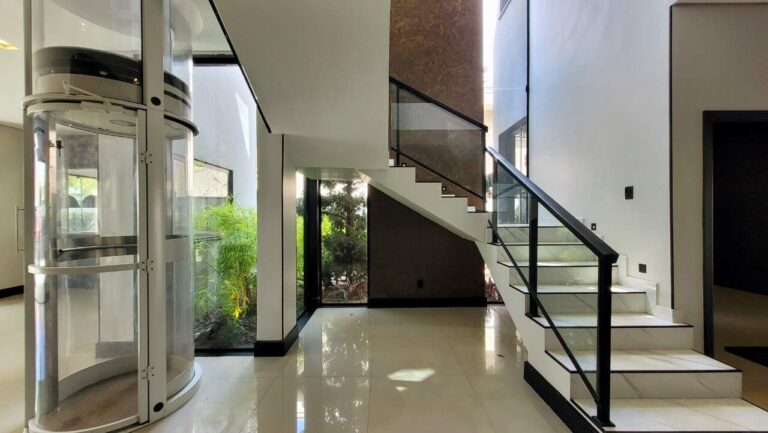Casa em Condomínio à venda no Residencial e Empresarial Alphaville: