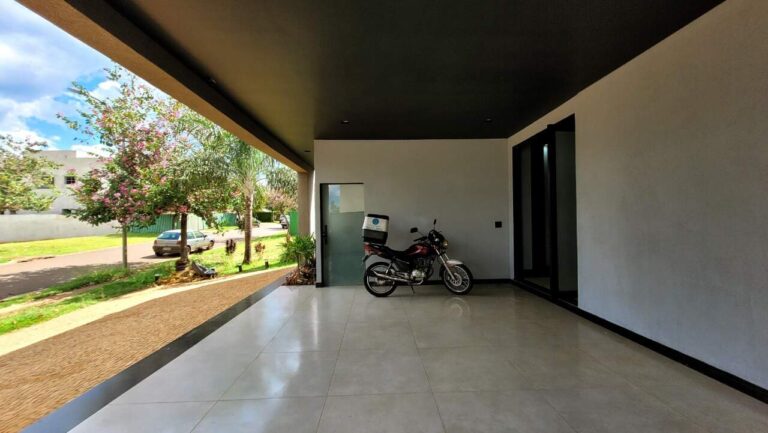 Casa em Condomínio à venda no Residencial e Empresarial Alphaville: