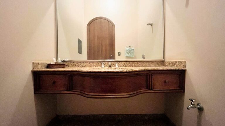 Casa para aluguel no Jardim Sumaré: lavabo 1